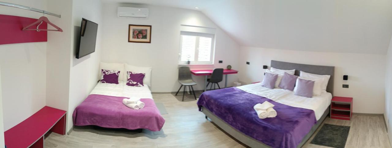 Rooms Jelak เวลิคาโกริตซา ภายนอก รูปภาพ